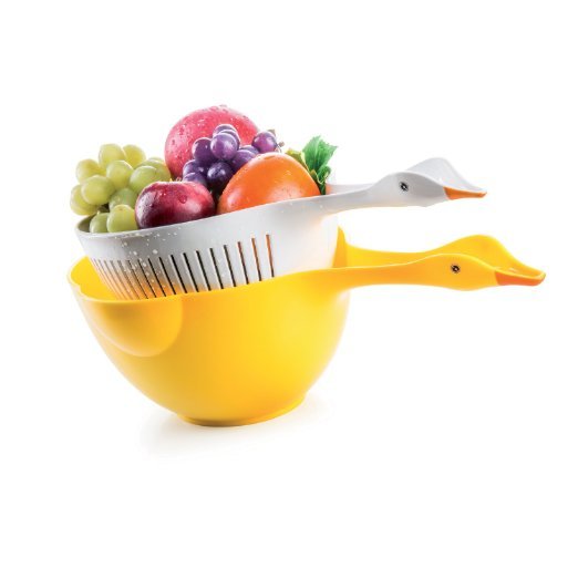 Estaly 2 Piece Yellow Nesting Duck Colander Set with Handle