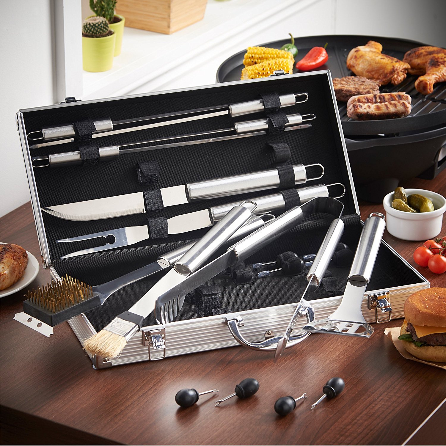 VonHaus 18-Piece Stainless Steel BBQ Accessories Tool Set - Includes Aluminum Storage Case for Barbecue Grill Utensils